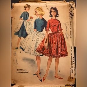 Junior 13 Simplicity Vintage (used) Pattern 5701